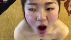 【私房专享 ️超爆骚货】良家素人小模特『小鱼』全裸约拍被摄影师摸出水来开操 发骚爆操 舌功一绝 大量私拍 超清3K原版 截图9