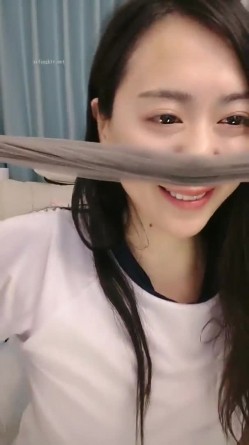 颜值少妇【小狐狸520】反差御姐,裸舞诱惑，熟女卖骚，道具自慰 截图12