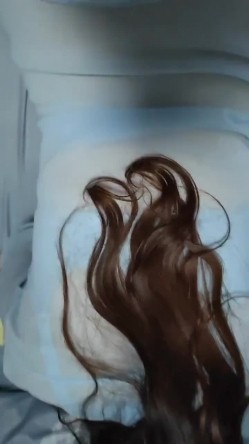 乌海夫妻 只要让老婆舒服了 即便是在你身下，她也想赢得主动权，主动迎合你的抽插 不可能放过，单男内射！ 截图12