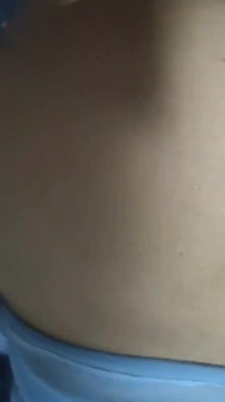 乌海夫妻 只要让老婆舒服了 即便是在你身下，她也想赢得主动权，主动迎合你的抽插 不可能放过，单男内射！ 截图16