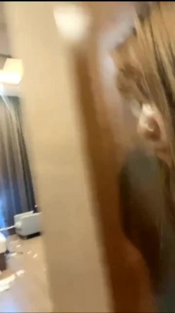 娇小人妻，被壮男无情后入内射，不满足换个男主再来一炮 截图13