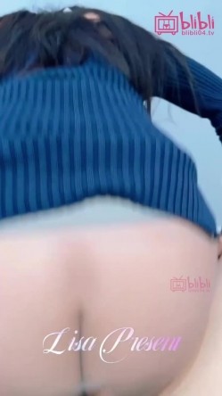 【超美淫娃女神】Vivian姐 激情演绎被外卖员强暴 肉棒强制深喉吸吮 阳具玩弄骚痒淫穴 狂操女神口爆采精 截图13