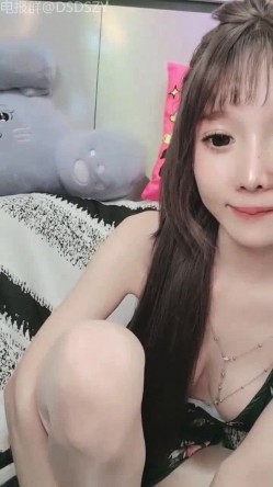 ️顶级主播G奶校花【林骆熙】骚舞诱惑~跳蛋狂震喷水 截图7