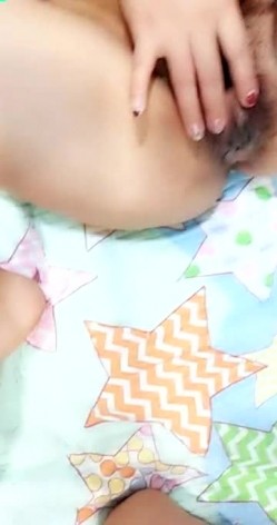 猛男双飞两个贱女人，玩的非常开放舔逼口交激情爆操，淫语不断想射哪个射哪个第三弹 截图10