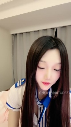 ️神级女神【董小姐】高端女神！模特身材~裸舞~道具自慰~白浆直流！ 截图7