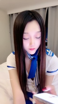 ️神级女神【董小姐】高端女神！模特身材~裸舞~道具自慰~白浆直流！ 截图12