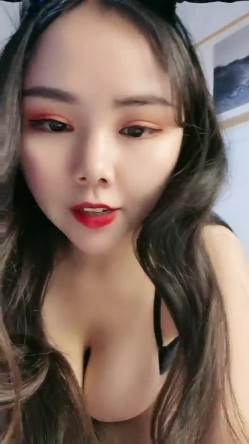 极品导弹巨乳主播【38H罩杯妹妹】挤奶诱惑超长100小时源码录制直播合集 截图13
