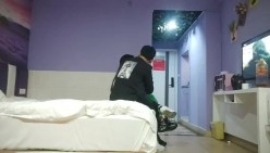 专业良家收割机，【爱情故事】，给自己老公都没这样子搞过，偷情的时候倒是挺骚，两个美少妇出轨 截图9