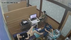 《妇产科监控破解》多位美女少妇张开大腿让医生又抠又摸检查阴道 截图2