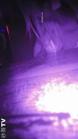 【猎奇资源 砂舞】舞厅内的淫乱 重金属质感般的性爱 抓奶+抠逼+摸屌+口爆+打站桩+站炮 淫乱篇 截图2