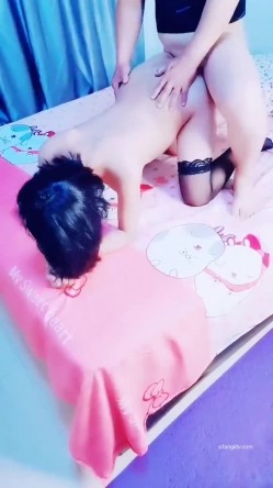 孕妇也疯狂性爱刺激战场黑丝孕妇娇俏小妹怀孕了还找男友接着操反正都怀孕了直接内射骚逼超棒稀缺收藏 截图6