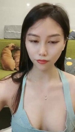 极品高颜冷艳御姐，反差小妈感女主播「金刚护撸娃」「小奶猫」密码房激情淫语撩骚，和姐妹下海大秀，互舔互口 截图2