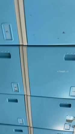 超硬核抄底领口偷拍美女老师 诱人窄内香臀 低胸美乳大饱眼福 满脑子都是老师色色的身体 截图13