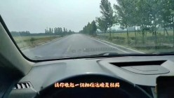 价值千元顶级山东绿帽癖NTR淫乱夫妇【小气质】私拍，诚邀各界实力单男3P露出相当火爆完整合集 截图9