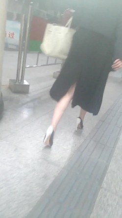 大神 魔手外购 CD 黑大衣紫丁内 截图4