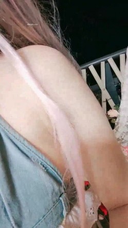 颜值超高的二次元美少女~【蜜桃子】揉奶掰逼~鸡儿梆硬 截图8
