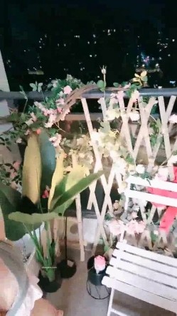 颜值超高的二次元美少女~【蜜桃子】揉奶掰逼~鸡儿梆硬 截图11