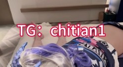 可盐可甜COS抽像福利姬【池甜chitian1】露脸性爱视图，自慰喷水上吊，各种母狗行为 截图3