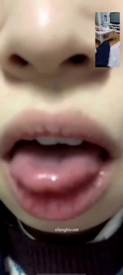甄选10位惨遭男友交换资源流出的反差婊,朋友圈里的小迷妹,男友面前的臊娘们 截图4