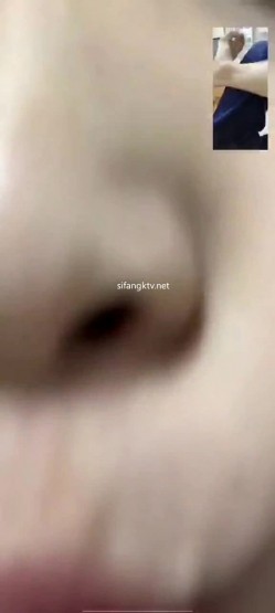 甄选10位惨遭男友交换资源流出的反差婊,朋友圈里的小迷妹,男友面前的臊娘们 截图16