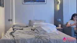 探花【利普】约炮18岁的辍学太妹，为了养男友无奈下海，被操的一直捂着肚子说痛 截图1