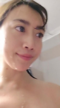 颜值少妇【小狐狸520】反差御姐,裸舞诱惑，熟女卖骚，道具自慰 截图16