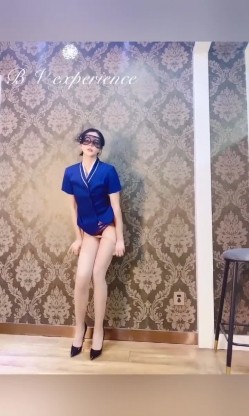 【极品反差婊】推特女神爱丝袜Vivian姐【精品合集】口交 爆操 颜射 截图11