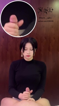 【安女王】龟头调教，手指，辣椒，串珠插马眼，手淫教学，大哥叫声享受 截图7
