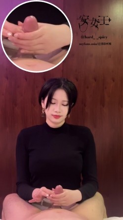 【安女王】龟头调教，手指，辣椒，串珠插马眼，手淫教学，大哥叫声享受 截图13