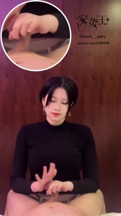 【安女王】龟头调教，手指，辣椒，串珠插马眼，手淫教学，大哥叫声享受 截图14