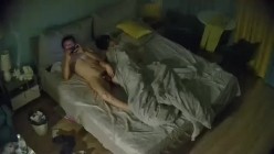 最新流出酒店安防摄像头偷拍大叔和少妇情人开房先用嘴舔湿情人的骚穴再用大屌长驱直入喜爱69 截图13