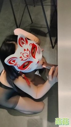 【极品性爱 ️淫乱人妻】性瘾人妻少妇『菇菇』最强性爱流出 骚货淫妻和闺蜜换老公4P四人混战 高清1080P版 截图12
