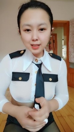 寒假下海的语文老师、小少妇很骚：怎么我离婚你要娶我啊，你要娶我我就离婚，我会喷水啊。白浆淫流一地，骚死哦，老公满足不了！ 截图4