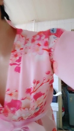 寒假下海的语文老师、小少妇很骚：怎么我离婚你要娶我啊，你要娶我我就离婚，我会喷水啊。白浆淫流一地，骚死哦，老公满足不了！ 截图15