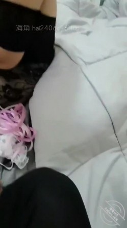 让丈母娘做我的母狗 截图5