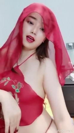 小吴老师 ️：王老师也被你操过了 是吧，你快来顶死吴老师好不好，做我的跳蛋，这是洞房花烛夜的造型呀，摁讨厌，人家喜欢~ 截图13