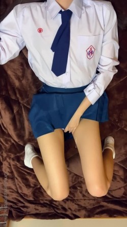 众狼求购OnlyFans完美身材女神级别mari_wam户外露出自摸放尿M腿束缚SM啪啪调教 截图3