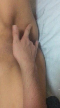 【高端泄密】胡子哥爆操极品蜂腰翘臀的健身教练，完整版视图 截图5