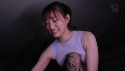HMN-459 毎日いやらしい黒パンストを履いている女子社員の美脚に流れ滴る中出し 美谷朱里 截图12