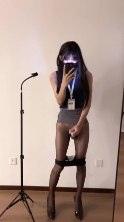 自慰男娘edan 蛋爷日常的自慰活动 新作品升级了 往自己脸上和嘴里射了 简直牛逼到家了 截图5