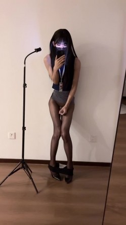 自慰男娘edan 蛋爷日常的自慰活动 新作品升级了 往自己脸上和嘴里射了 简直牛逼到家了 截图15