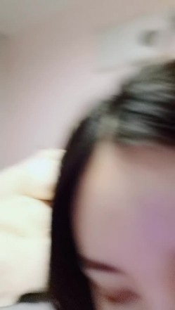 高人气~车女郎 仔仔没电了  行业不景气 和男友下海赚快钱 ‘媳妇记得要吃避孕药呀  不用吃 在安全期  风骚模特 招人喜欢 截图8