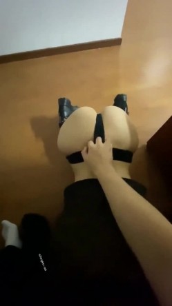 人生赢家，约炮大神【蒂奇！Long】玩肏调教，多位极品网红舞蹈生有露脸，全都乖乖的像条小母狗 截图16