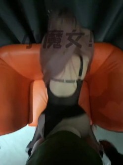 推特知名绿帽玩家大奶人妻【小魔女】高门槛梦幻联动，野战3P4P与大咖小鲸鱼百合高潮淫乱盛宴 截图3