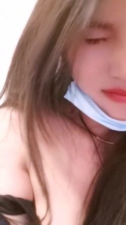 极品颜值骚妇，【小水泡萝卜】跳蛋S逼，粉丝互动，淫声都能听射，窃窃私语，勾魂摄魄娇喘 截图7
