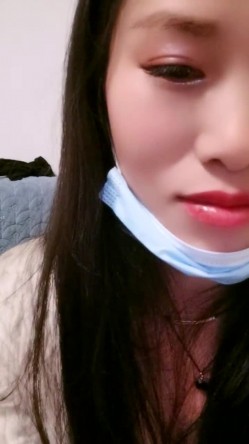 极品颜值骚妇，【小水泡萝卜】跳蛋S逼，粉丝互动，淫声都能听射，窃窃私语，勾魂摄魄娇喘 截图10