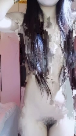 邻家清纯小姐姐，甜美女神【Olivia520】一丝不挂动感裸舞，大摆锤火车摇制服跳蛋，骚得不得了 截图16