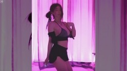 韩国Sooplive美女主播BJ巴卡斯19房精选舞蹈合集 截图10