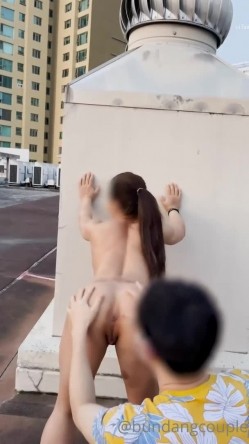 巨乳撸铁健身女神【本当夫妇】淫荡私拍199部完结~超大阴蒂开肛潮喷3P绿帽 截图11
