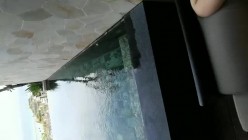 三亚海景房，浴池旁艹小猫咪，大叔很使劲，艹得呻吟带哭声！ 截图2